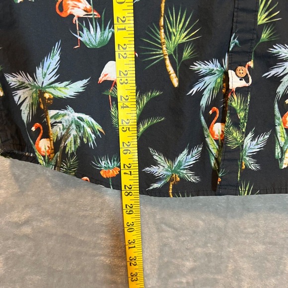 Cactus Man Ricky Singh Cotton Shirt Men's Large Black Floral Palm Flamingo Aloha - Picture 4 of 10